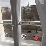 Small Sunny Park View Apartament *