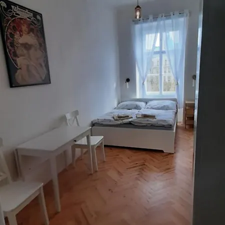 Small Sunny Park View