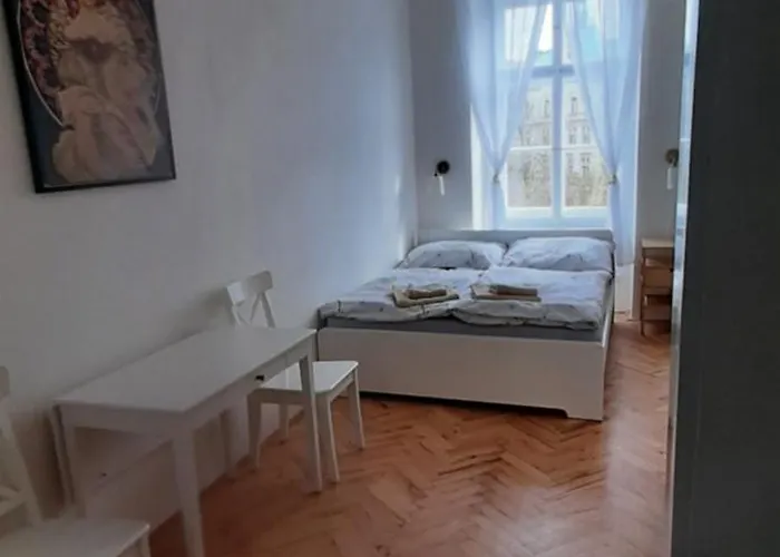 Small Sunny Park View