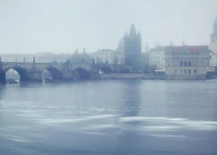 Small Sunny Park View * Prague